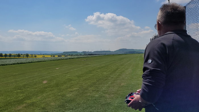 3... 2... 1... Touchdown