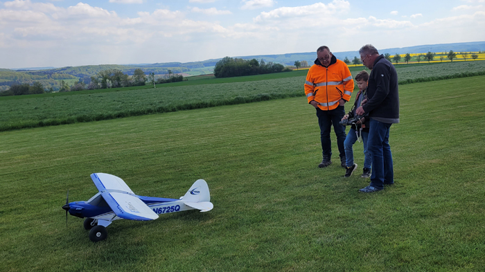 Detlef und Bernd kümmern sich um den Nachwuchs