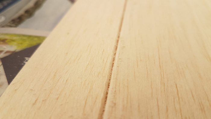 obere gebrochene Querruderkante