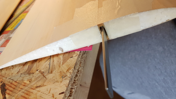 eingeklebter Flächenstahl