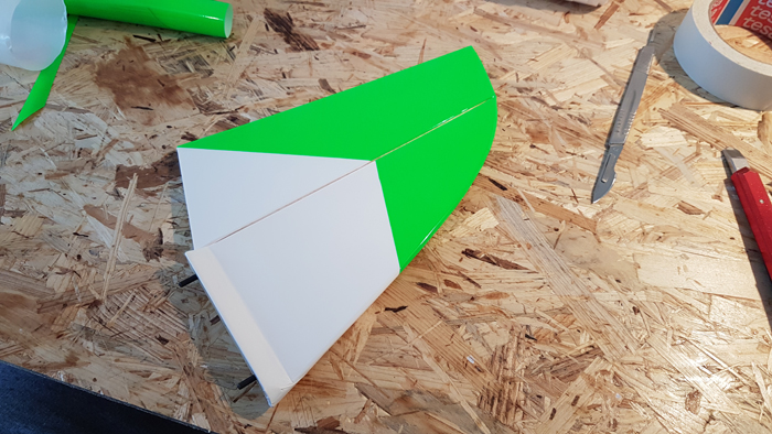 fertiges Seitenleitwerk