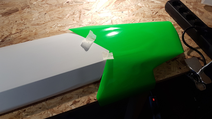 Folierungsarbeiten - Flächenspitze bügeln