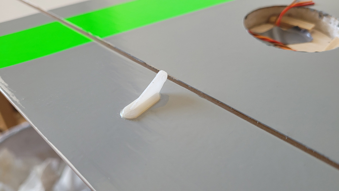 eingeklebtes Ruderhorn - Unterseite