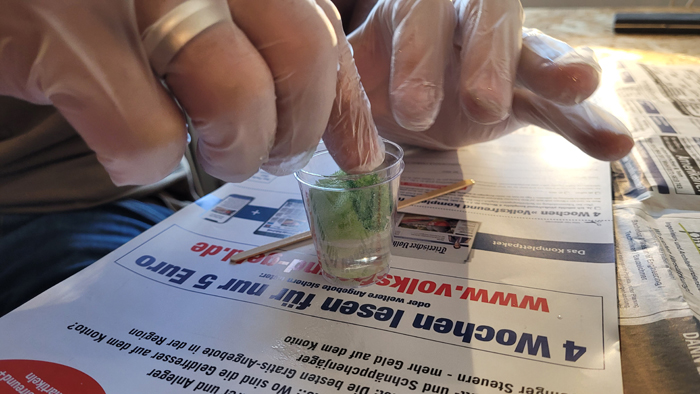 Spülschwämmchen im Harzbad